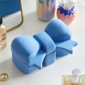 Urban Outfitters bow trinket dish new